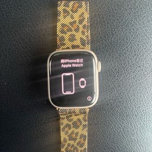 Apple Watch series 7 41mm aluminum case starlight